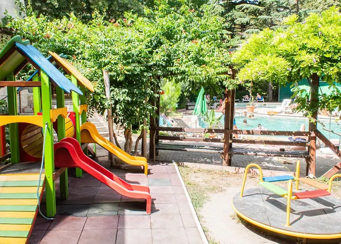 Estreya Residence Hotel And Spa