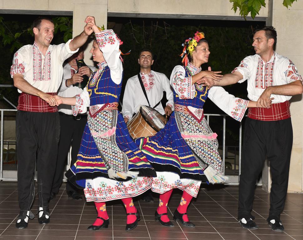Hotel Estreya And 4*